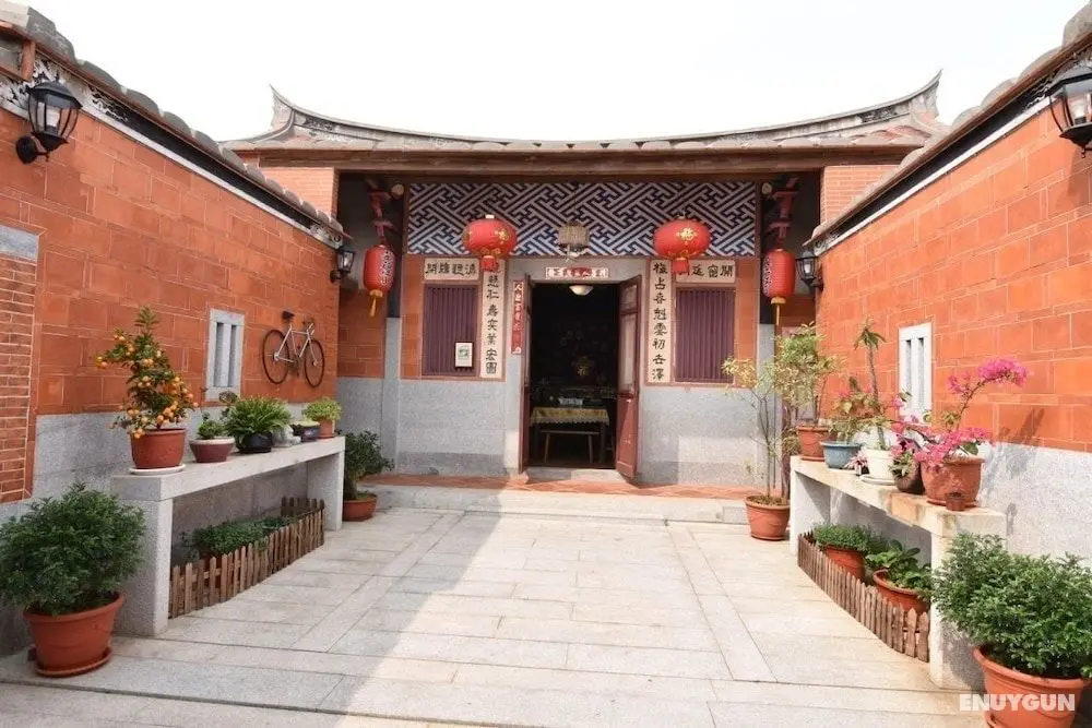 Tomato red classical Homestay - Öne Çıkan Resim