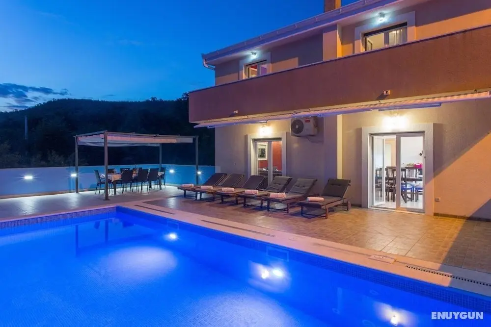 Villa Tomic - Four-bedroom Villa With Private Pool ID Direct Booker 23002 - Oda