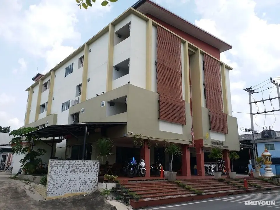 TongPrasit Place - Öne Çıkan Resim