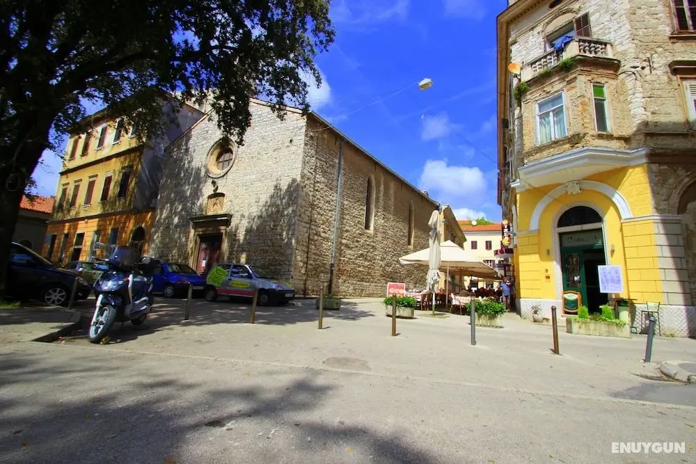 Top Center Rooms & Studio - Dış Mekan