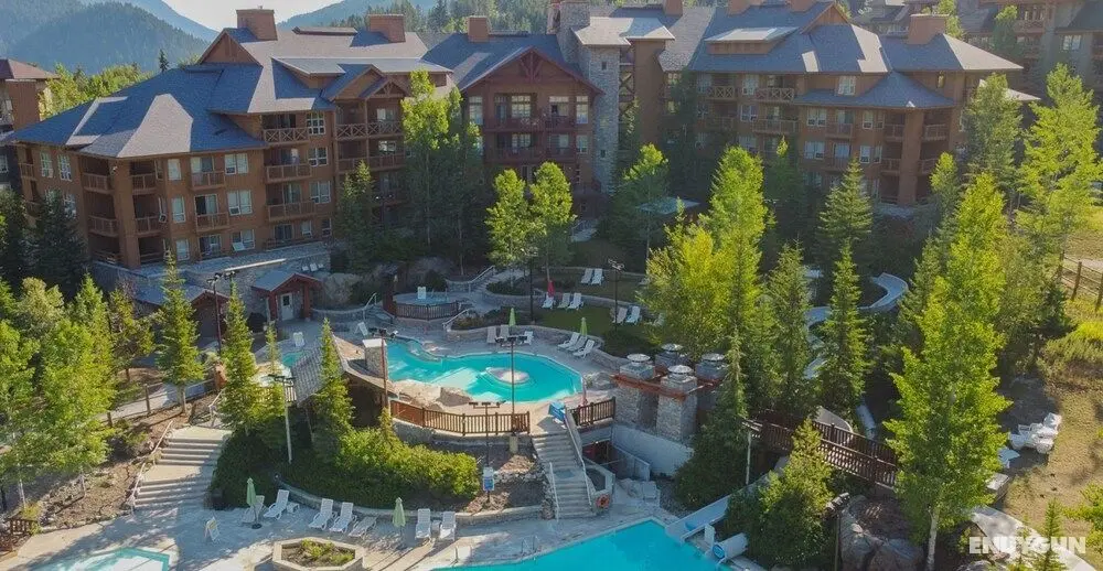 TOP FLOOR in Panorama Resort | TRUE Ski In/Out | Indoor Access to Pool & HotTubs - Havuz