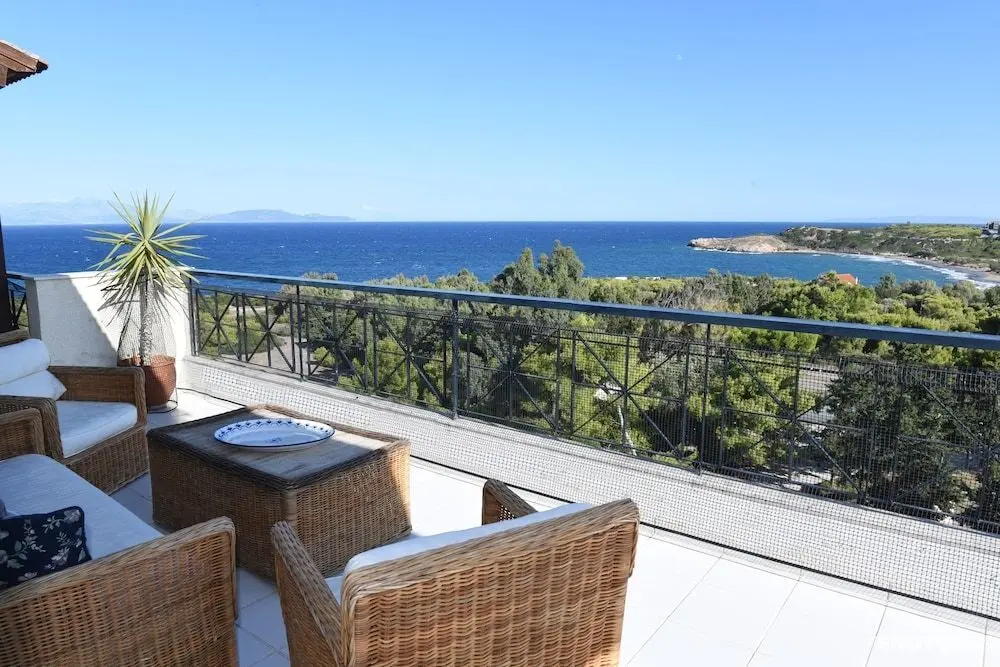Top Floor With Stunning 360 View - Öne Çıkan Resim