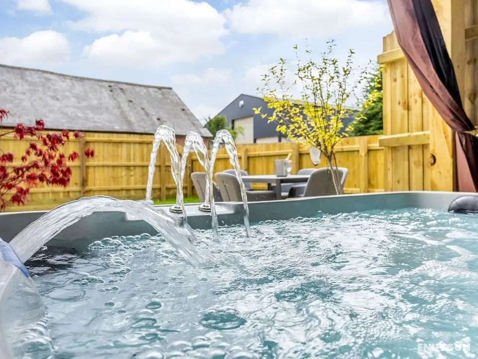 Toppesfield Hall Luxury Cottage With Hot Tub - Öne Çıkan Resim