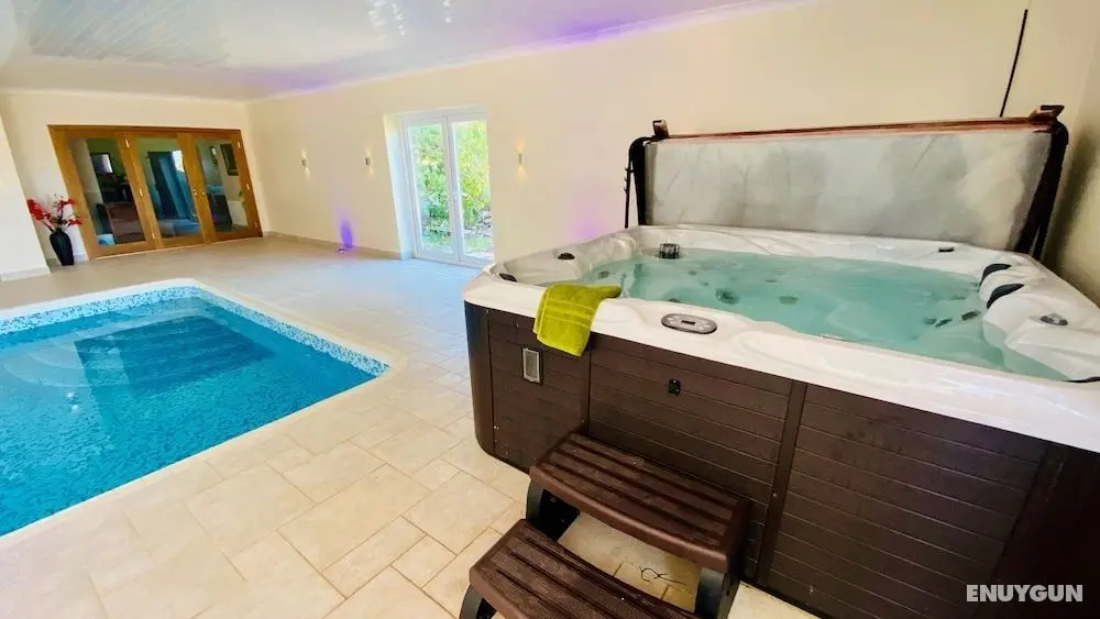 Torbay Rise - With Pool hot tub Sauna gym Games Cinema Room sea Views - Oda