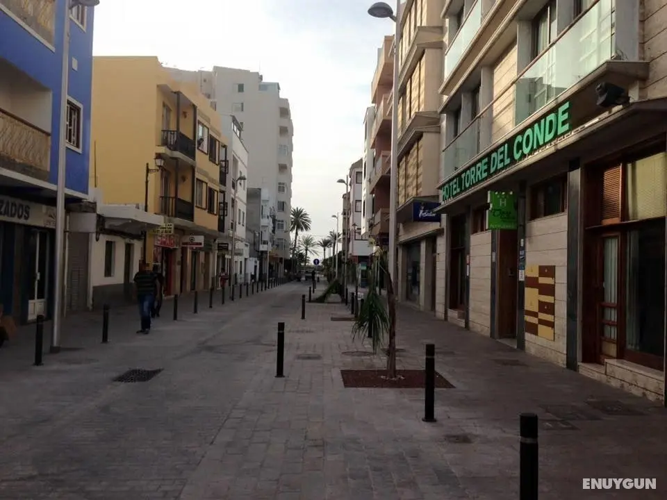 Torre del Conde - Genel
