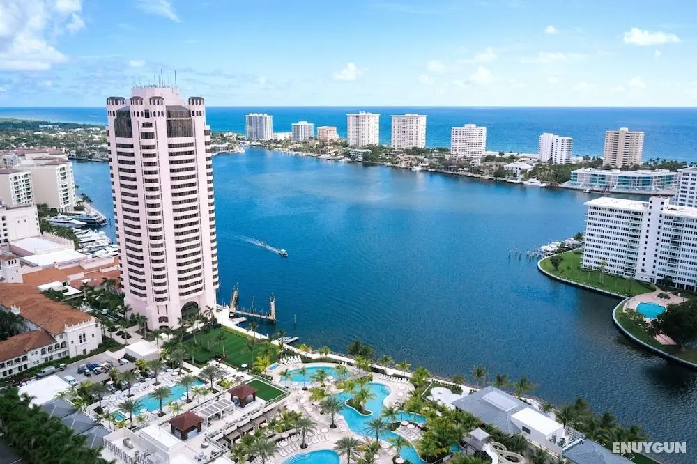 Tower at The Boca Raton - Öne Çıkan Resim