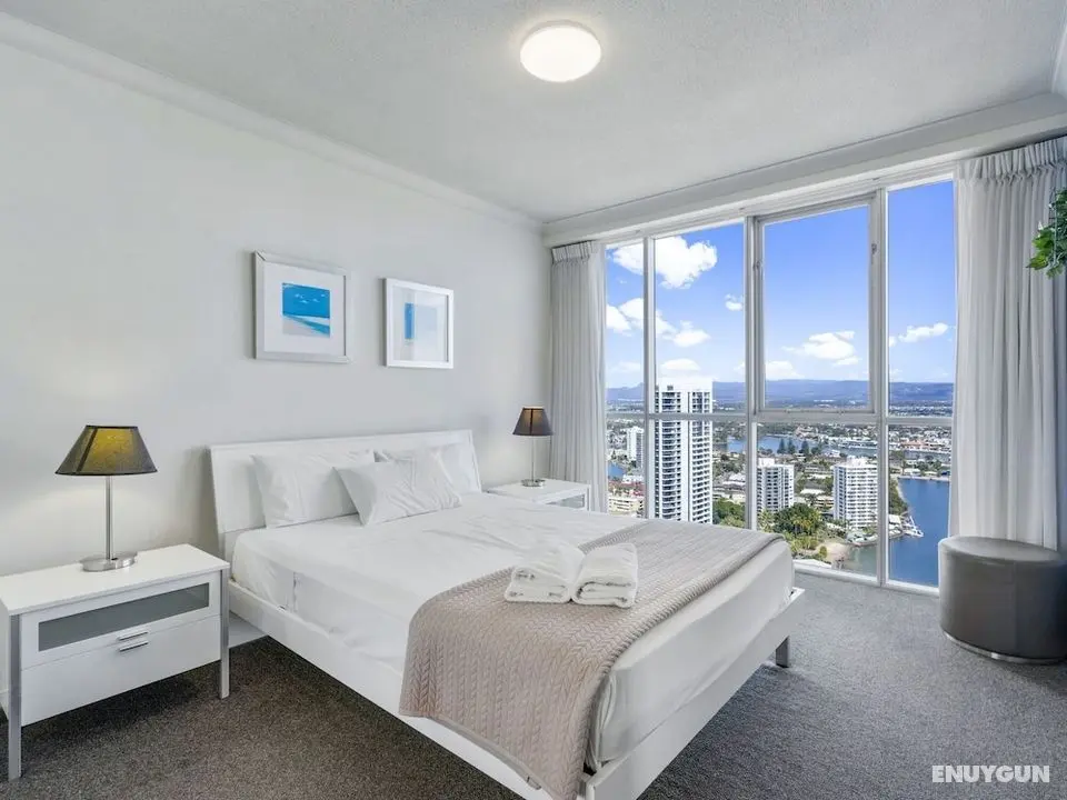 Towers of Chevron - Private Apartments - Oda