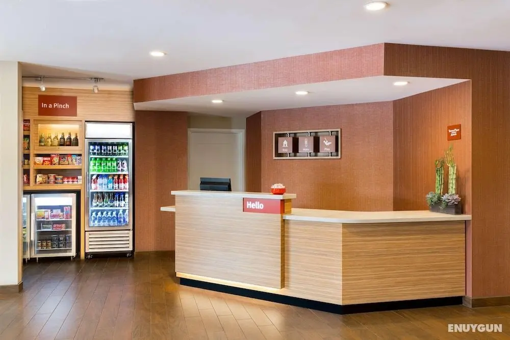 TownePlace Suites by Marriott El Paso North - Lobi