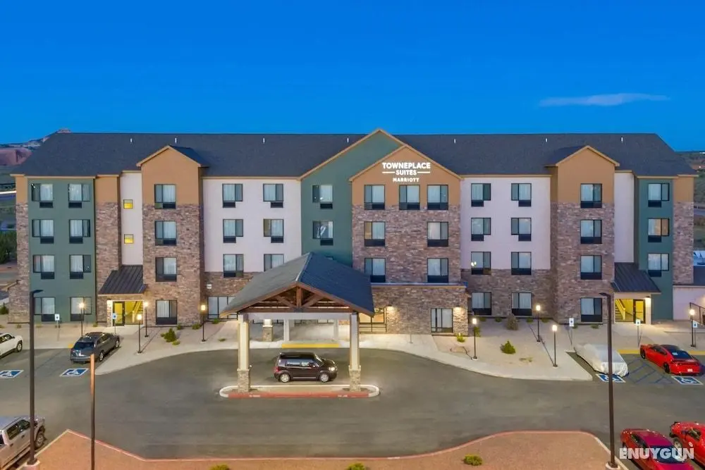 TownePlace Suites by Marriott Gallup - Misafir Tesisleri ve Hizmetleri