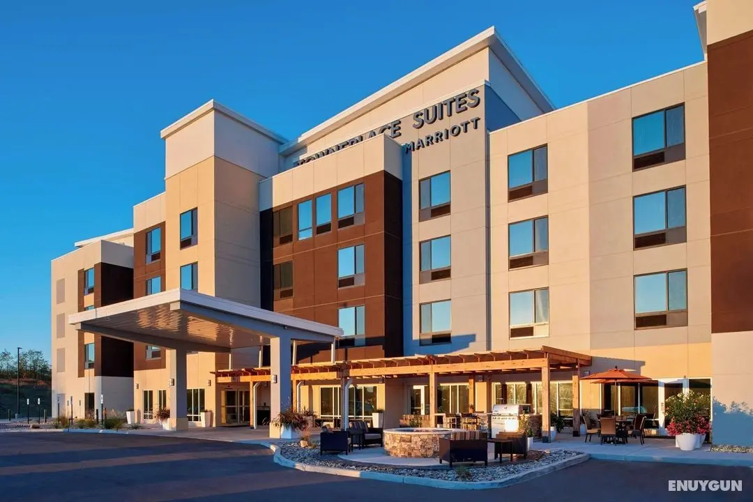 TownePlace Suites Richmond - Konum Öne Çıkanlar