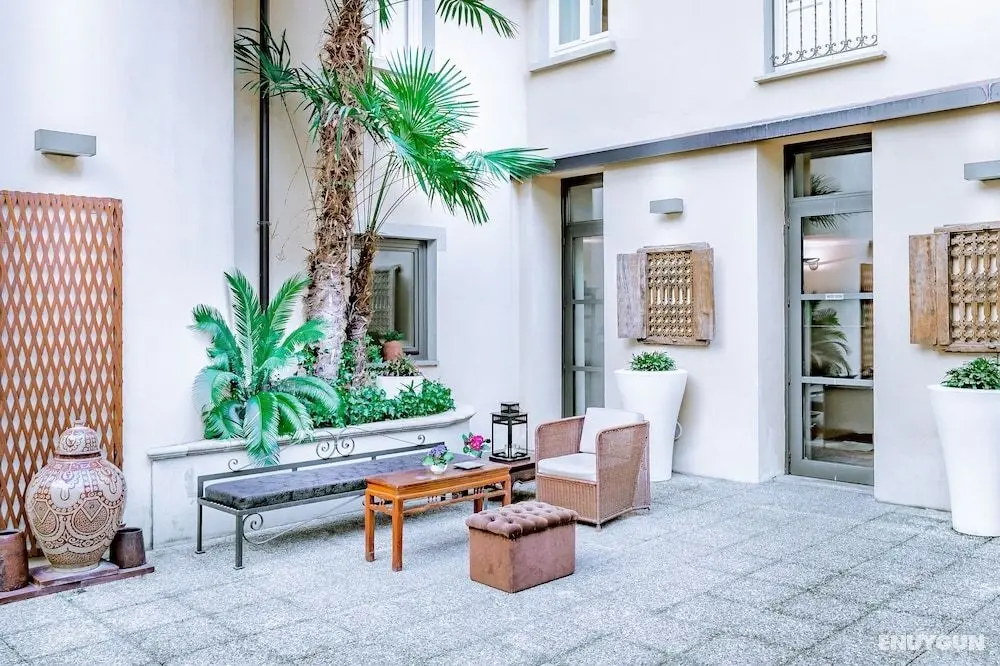 Townhouse 33 - Dış Mekanlar