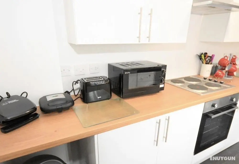 Townhouse @ 50 Birks Street Stoke - Öne Çıkan Resim