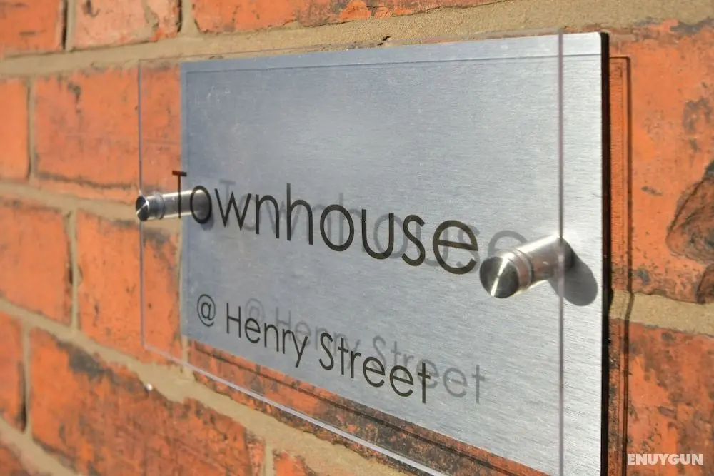 Townhouse @ Henry Street Crewe - Dış Mekan