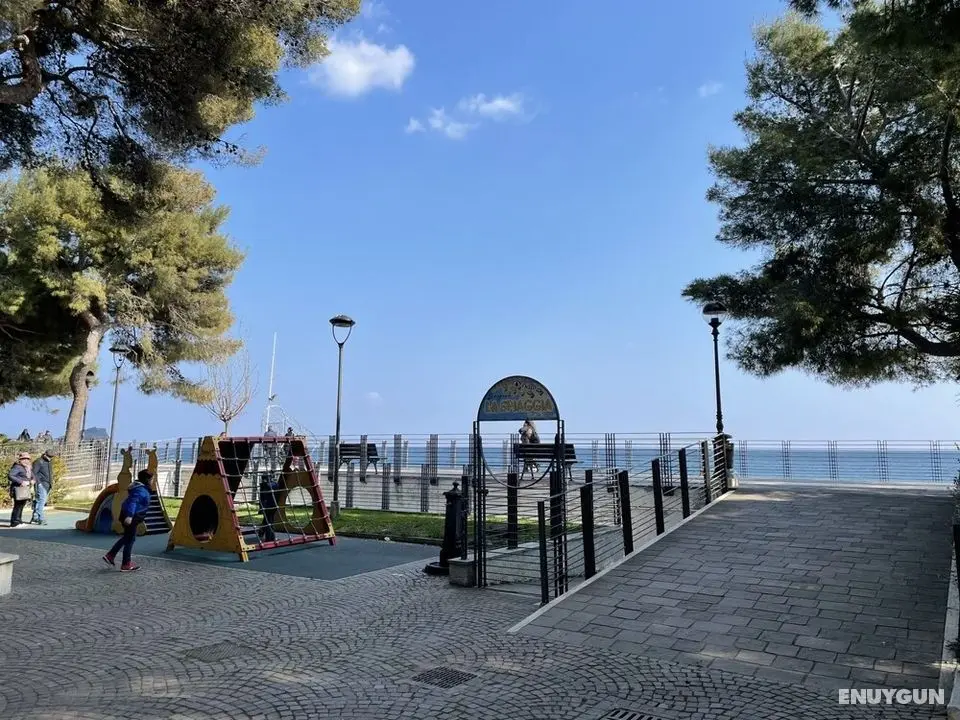 Tra Sole e Mare Spotorno - Oda