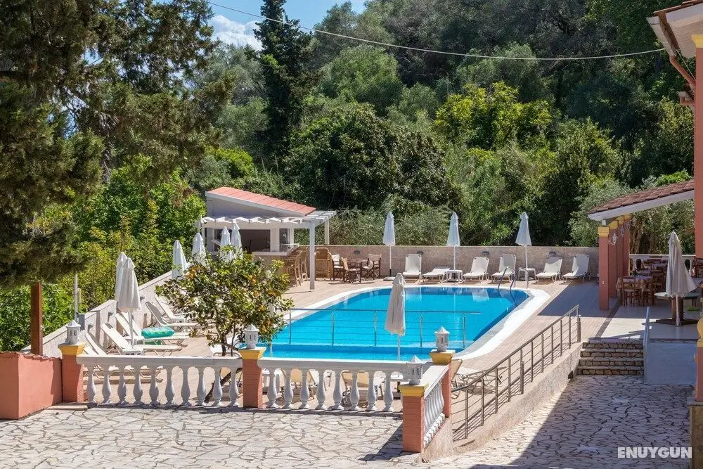 Traditional Fishing Village Apartments by CorfuEscapes - Havuz