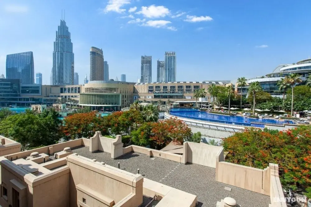 Traditional Meets Modern in Downtown - Oda