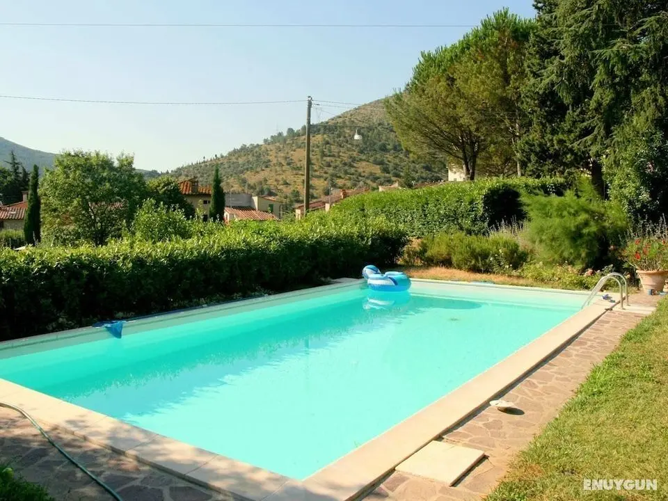 Traditional Tuscan Farmhouse in Lucca With Private Pool - Öne Çıkan Resim