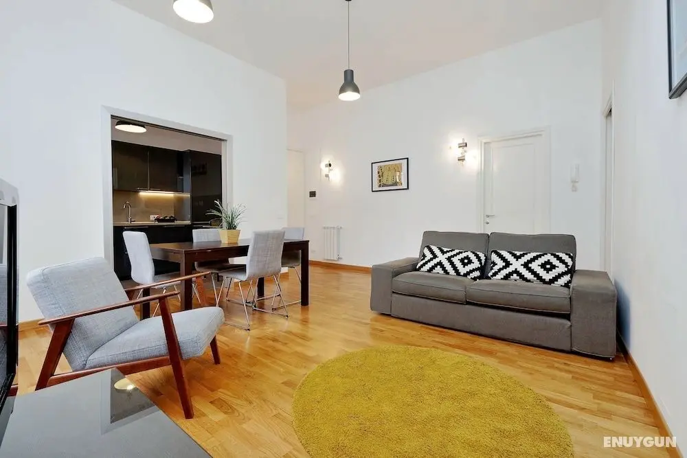 Traiano Charme - My Extra Home - Öne Çıkan Resim