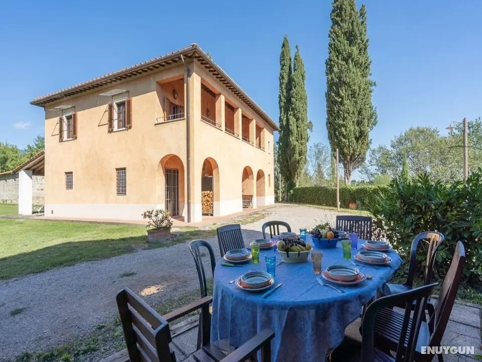 Tranquil Farmhouse in Terranova Bracciolini near Nightlife - Öne Çıkan Resim