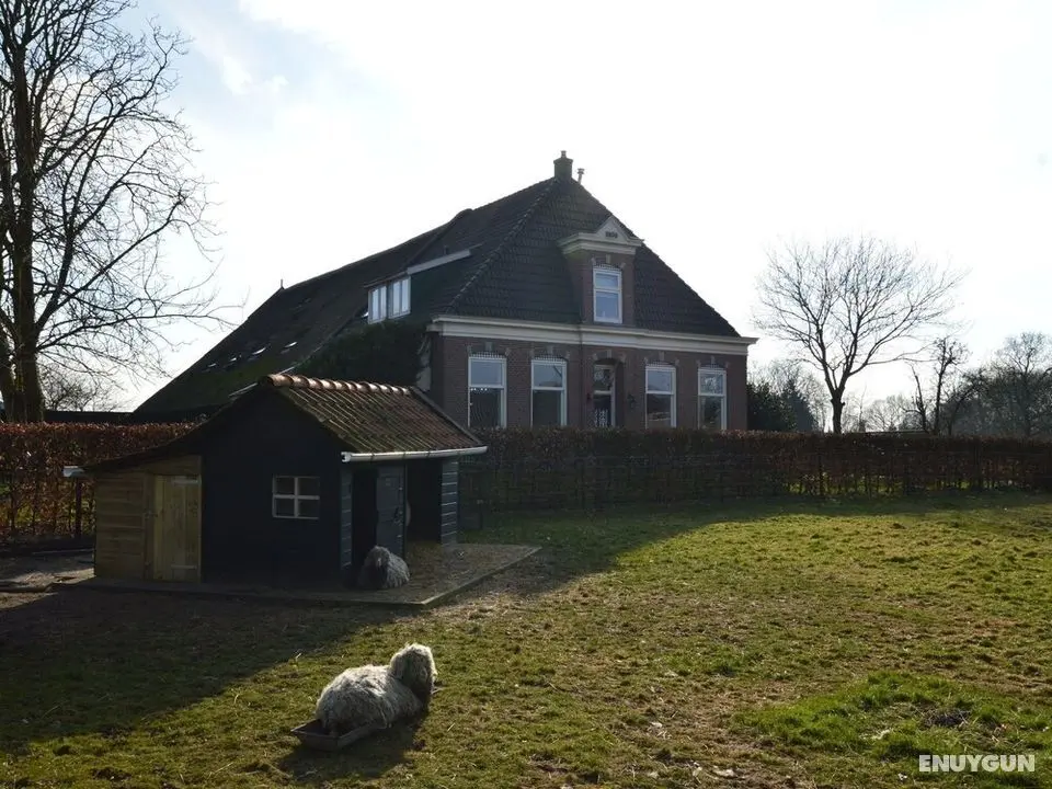 Tranquil Farmhouse in Wapserveen by the Forest - Öne Çıkan Resim