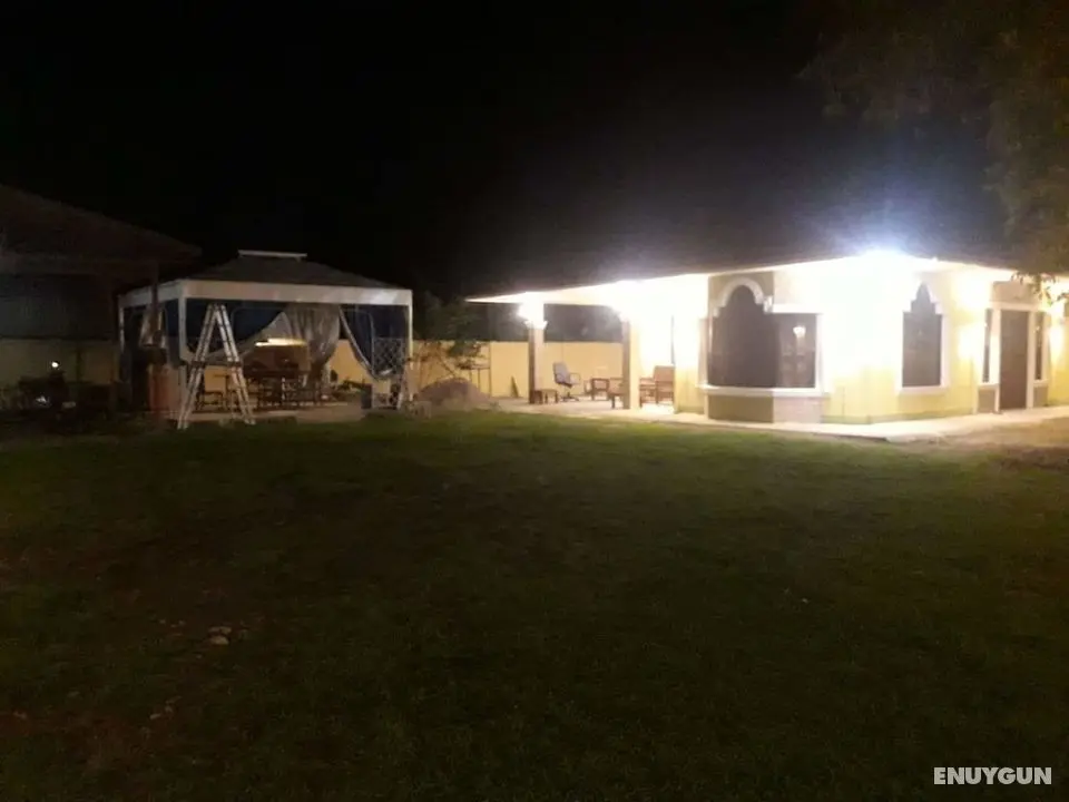 Transient House and Van for Rent - Öne Çıkan Resim