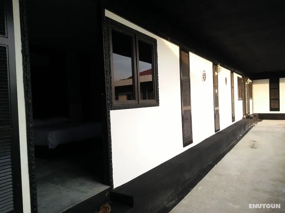 Transit Room KLIA - Residence Villa - Dış Mekanlar