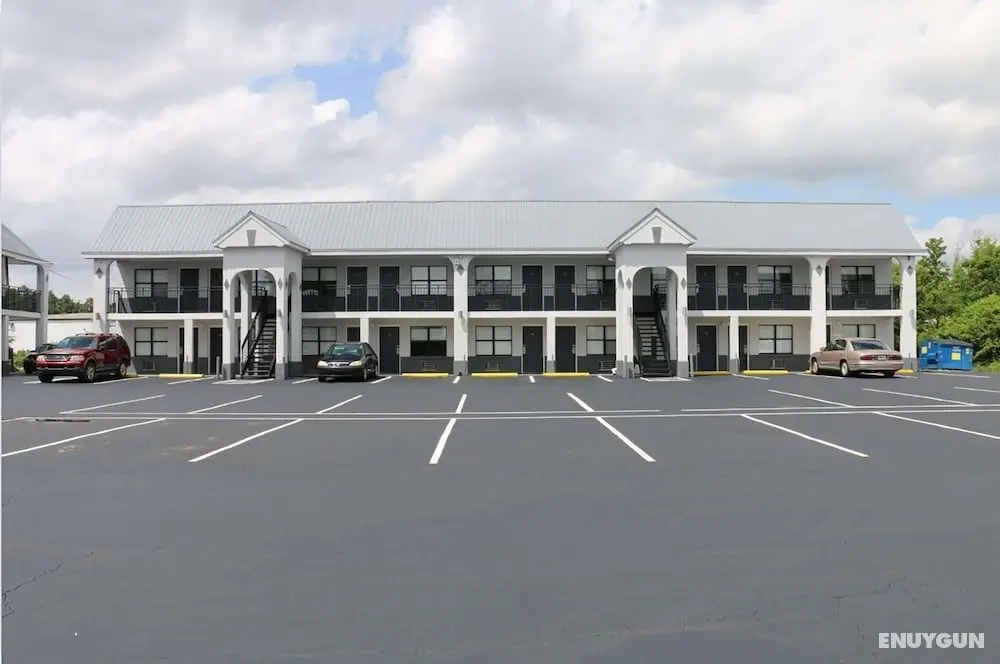 Travelodge by Wyndham Calhoun South I-75 - Öne Çıkan Resim