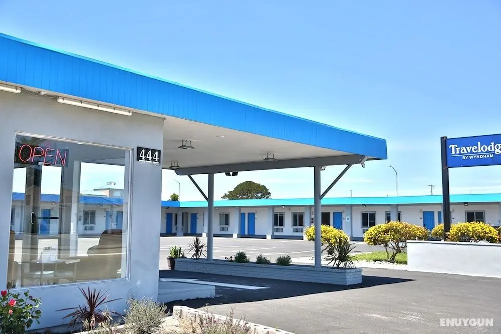 Travelodge by Wyndham Crescent City - Dış Mekan