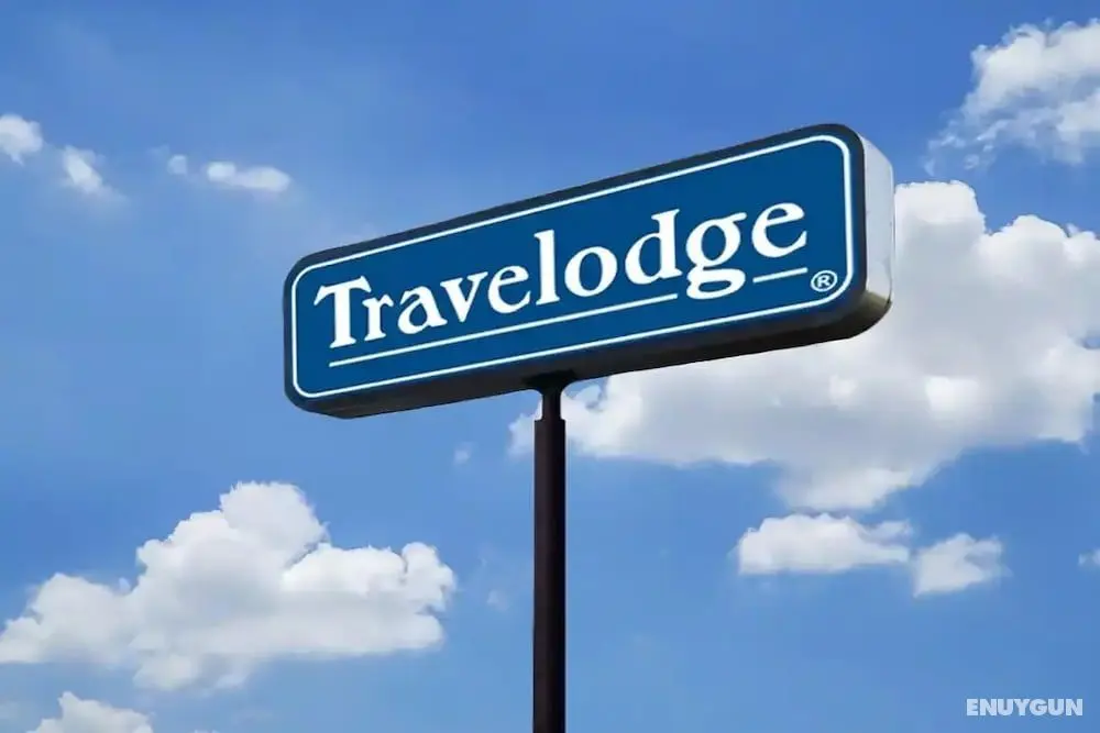 Travelodge by Wyndham Downtown Barrie - Dış Mekan