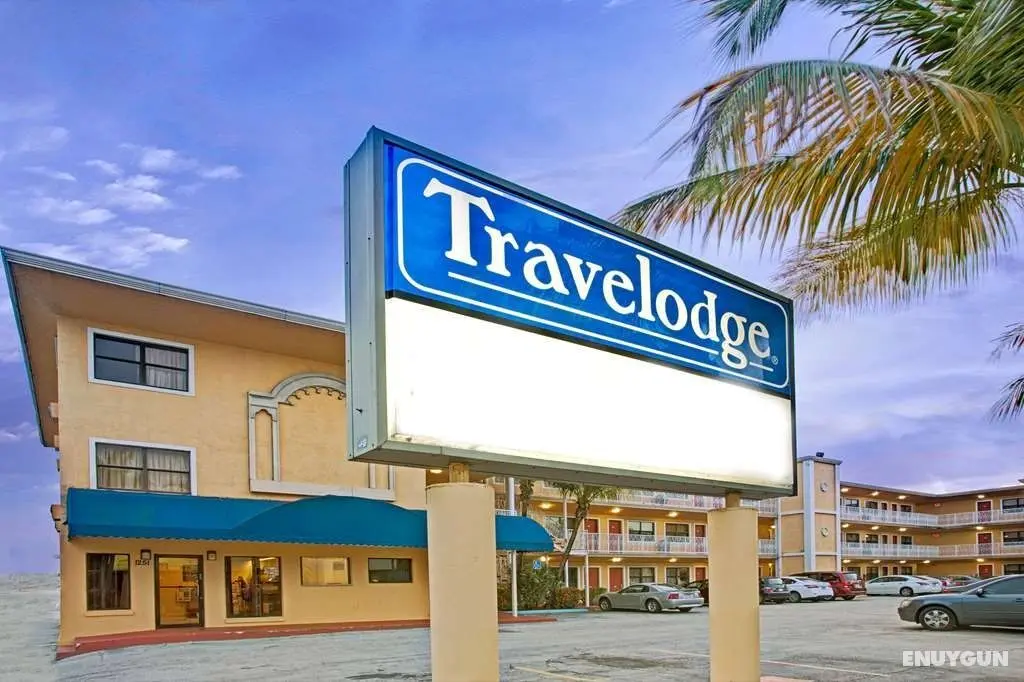 Travelodge by Wyndham Fort Lauderdale - Genel
