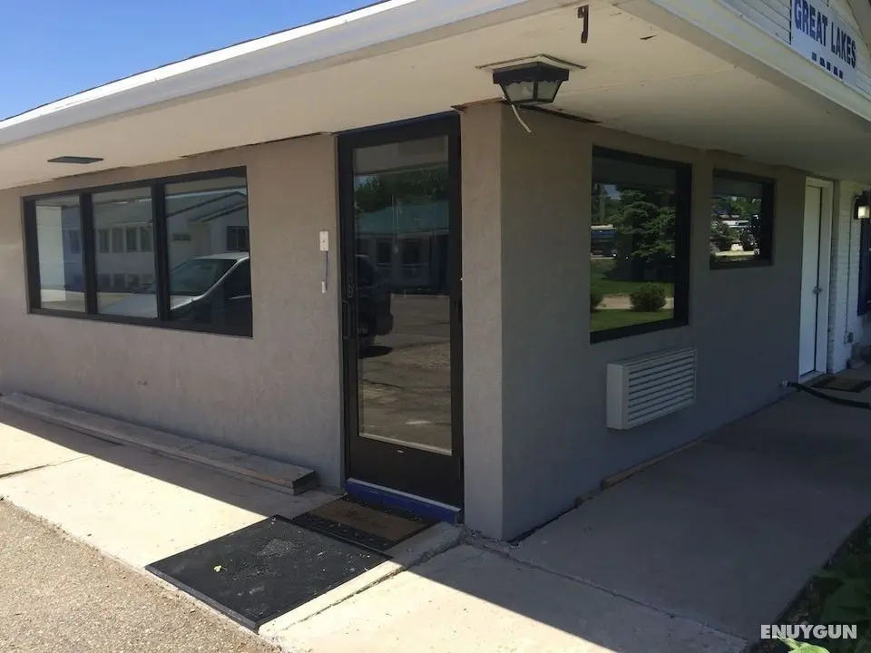 Travelodge by Wyndham Spirit Lake/Okoboji - Dış Mekan