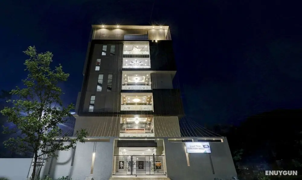 Treebo Trend Grand Milan - Dış Mekan
