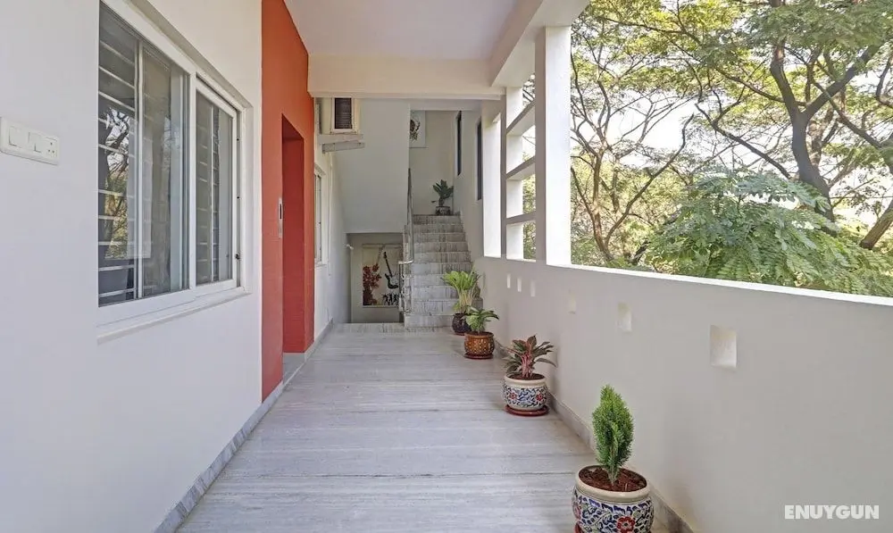 Treebo Trend KruthikaResidencyHitechCity - Lobi