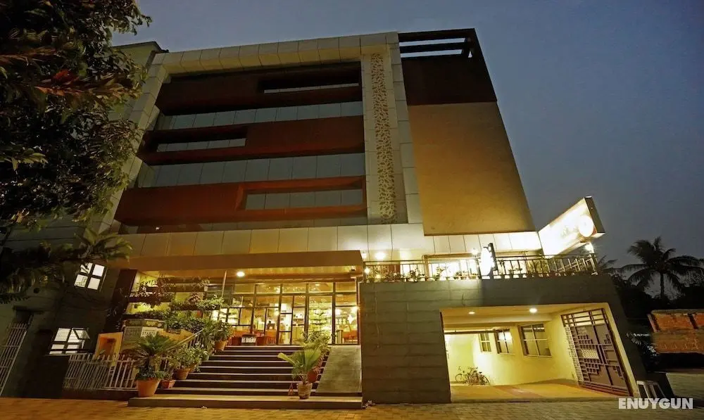 Treebo Trend Lazystay Grand - Dış Mekan