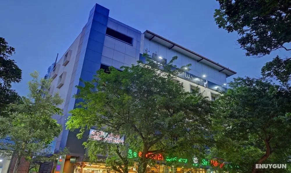 Treebo Trend Silver Key Suites - Dış Mekan