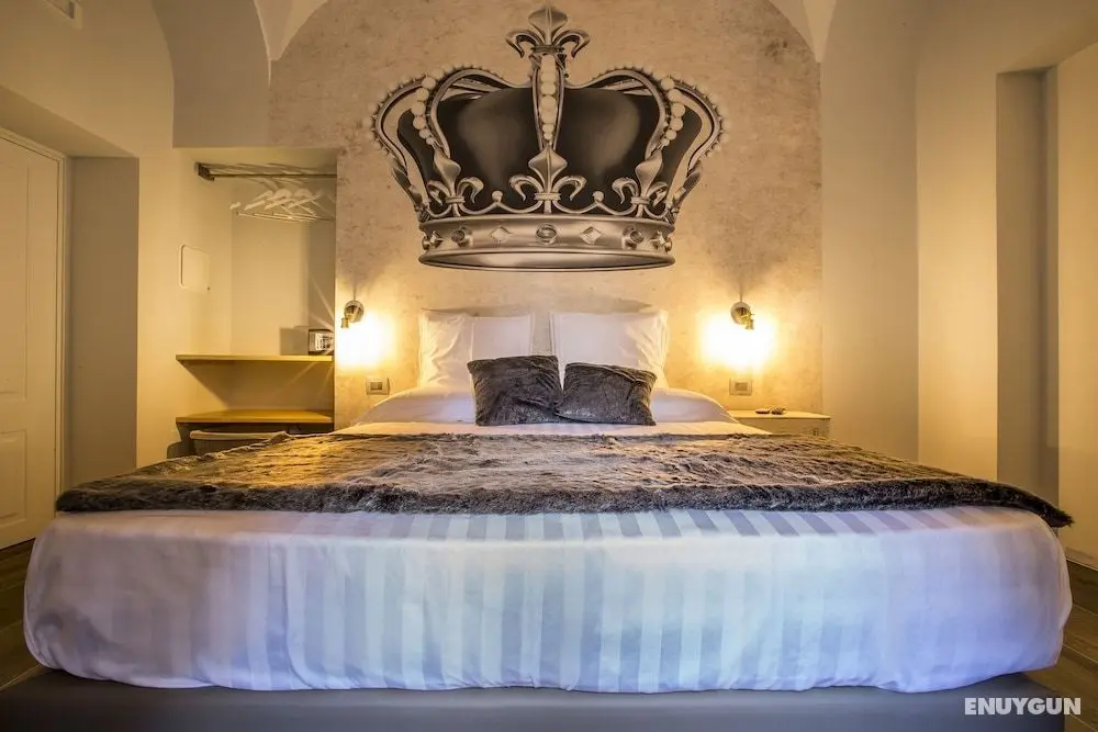 Trevi Contemporary Suite - Öne Çıkan Resim