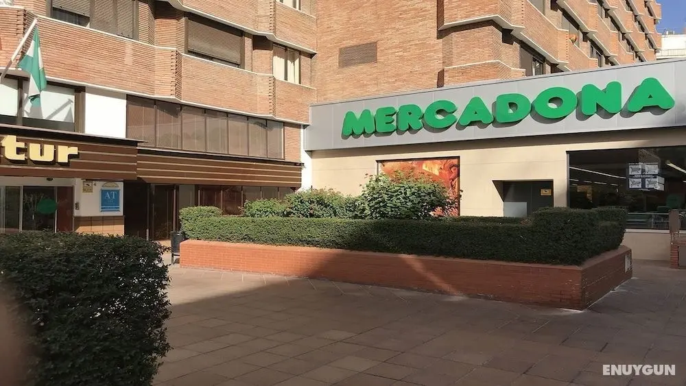 Triana Premium Center - Dış Mekan