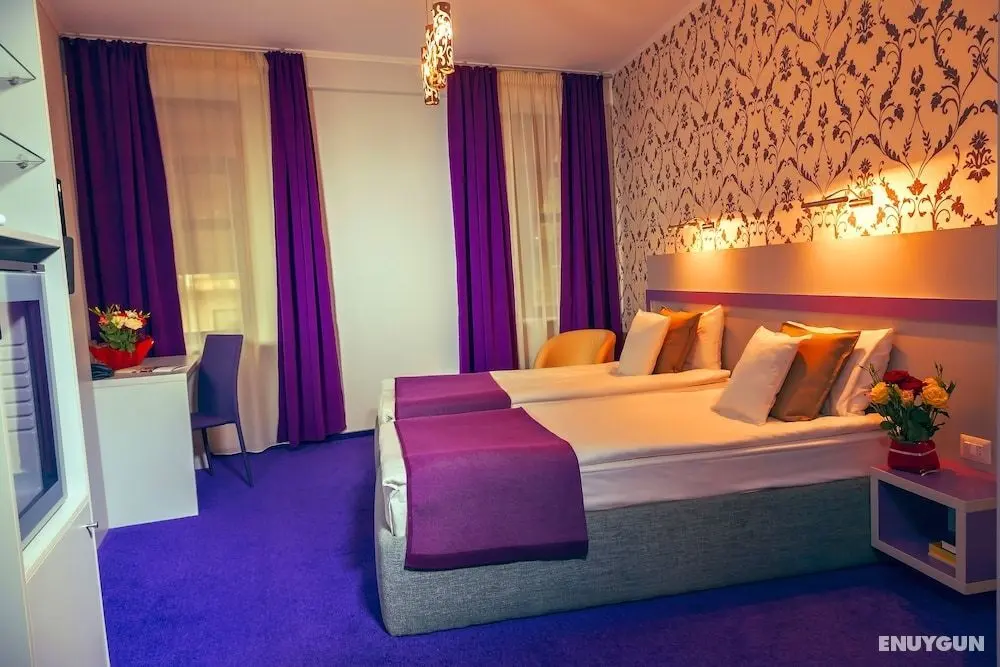 Trianon Hotel - Öne Çıkan Resim