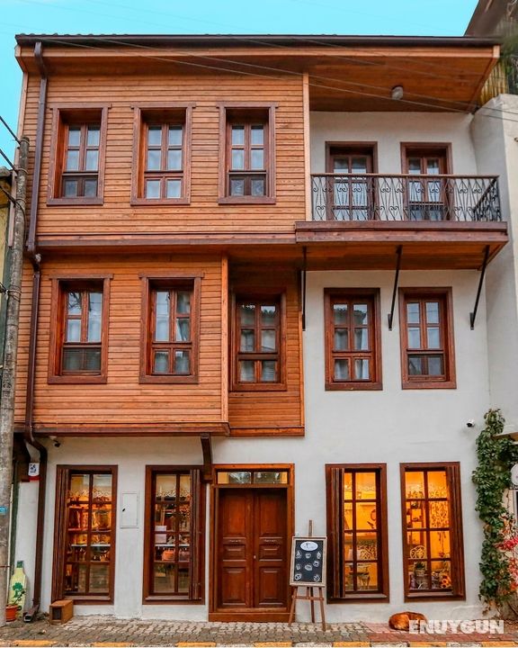 Trilye Bay C Konak