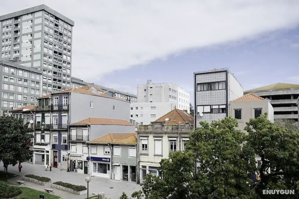 Trindade Premium Apartments Porto Centre - Konum Öne Çıkanlar
