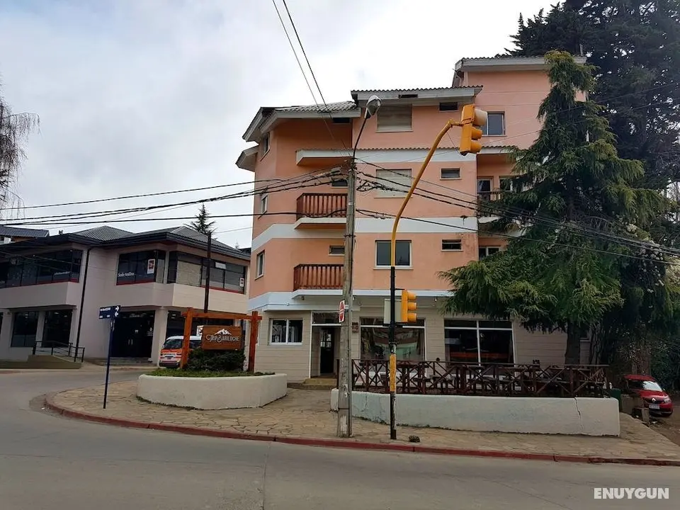 Trip Bariloche Select Hostel - Dış Mekan