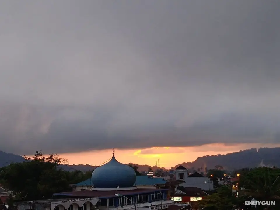 Trivadoh Syariah Hotel - Oda Düzeni