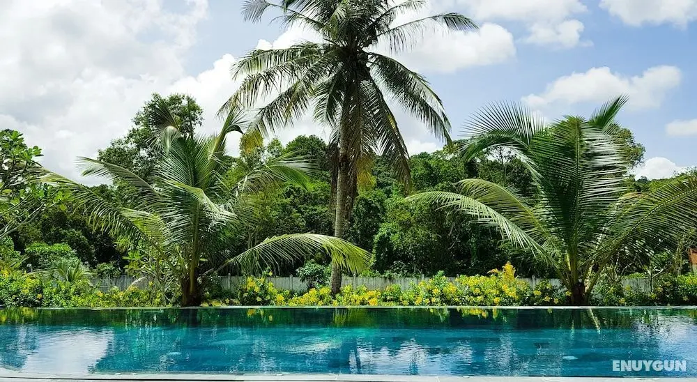 Villa Tropially Phu Quoc - Havuz