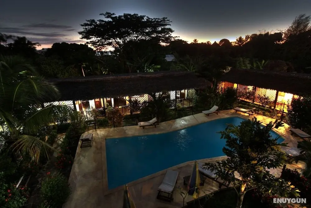 Tropic Hôtel - Öne Çıkan Resim