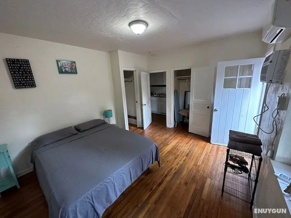 Tropical Charmer Coral Gables Apartment - Oda