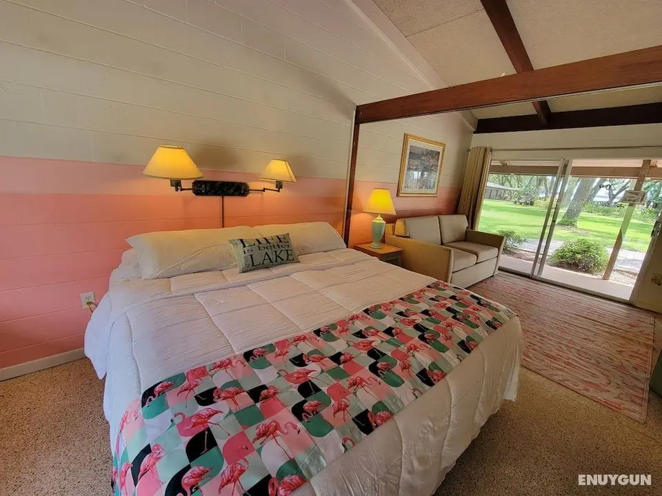 Tropical Resort & Marina on Lake Beresford - Oda