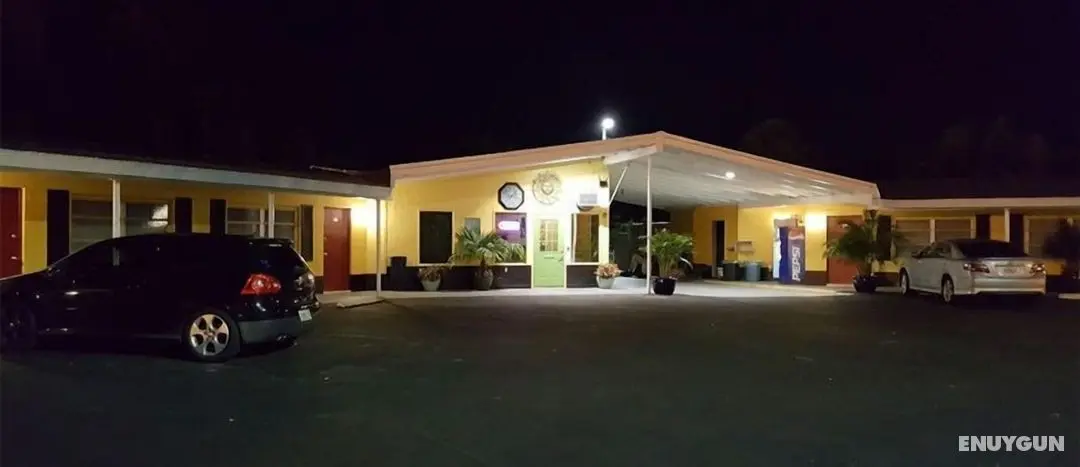Tropicana Motel - Öne Çıkan Resim