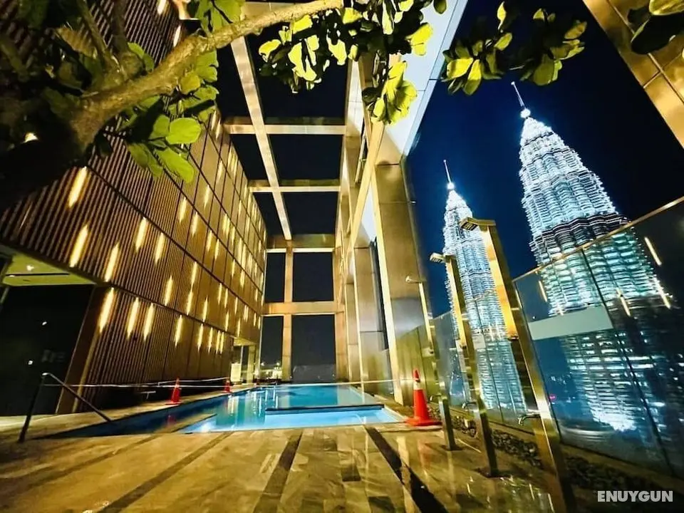 Tropicana the residences KLCC by YAJU - Öne Çıkan Resim