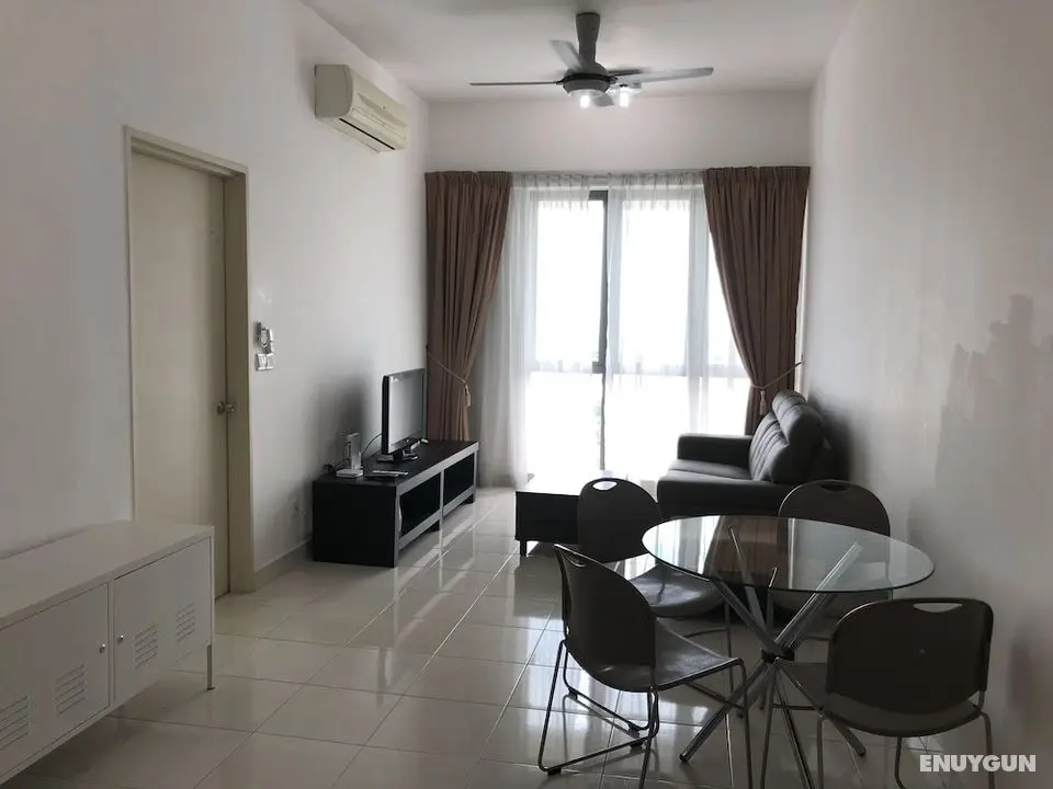 Tropics Tropicana City Mall - Öne Çıkan Resim