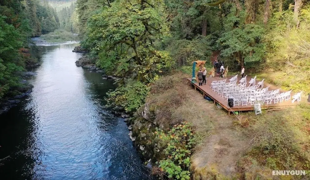 Trout Creek Wilderness Lodge - Dış Mekan